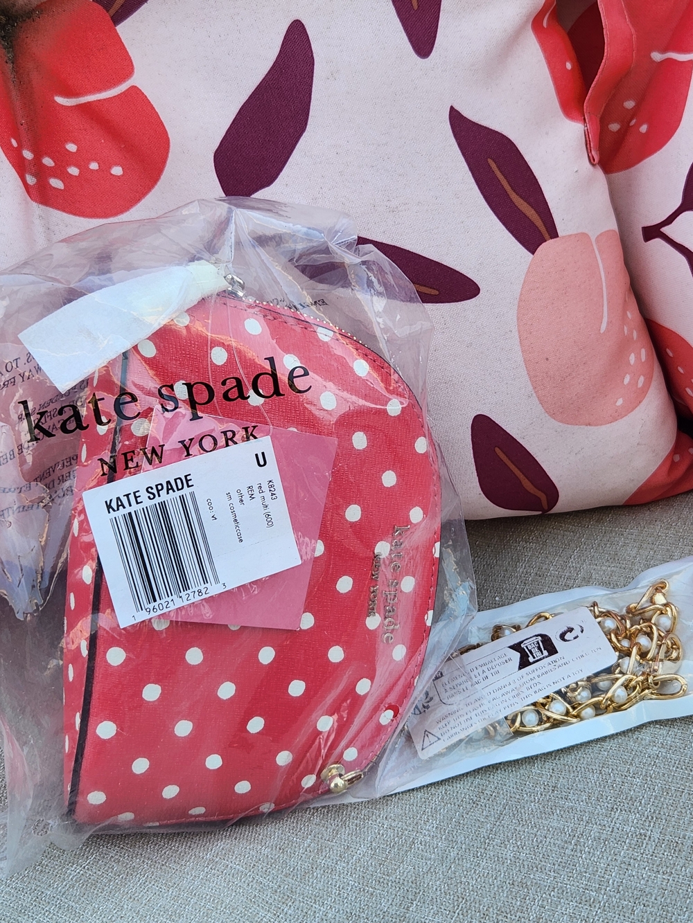 Kate Spade Coral & White Polka Dot Cosmetic Bag Upcycled Crossbody w. Chain NWT - Picture 15 of 16